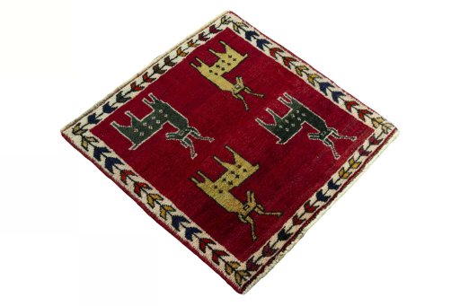 Close-up detail of 2000s Shiraz rug from Iran / Persia showing Wool weave