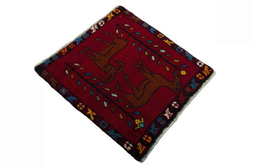 Close-up detail of 2000s Shiraz rug from Iran / Persia showing Wool weave