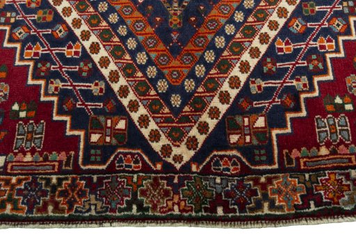 Close-up detail of 2000s Shiraz rug from Iran / Persia showing Wool weave