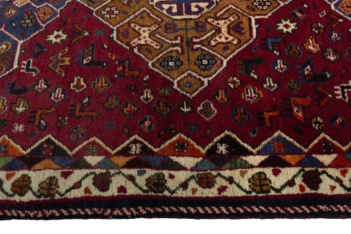 Close-up detail of 2000s Shiraz rug from Iran / Persia showing Wool weave