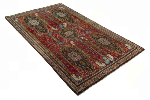 Close-up detail of 2000s Shiraz rug from Iran / Persia showing Wool weave