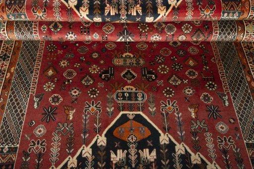 Close-up detail of 2000s Shiraz rug from Iran / Persia showing Wool weave