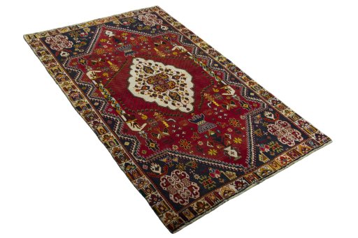 Close-up detail of 2000s Shiraz rug from Iran / Persia showing Wool weave