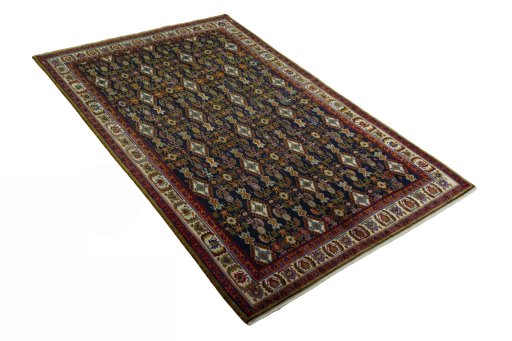 Close-up detail of 2000s Shiraz rug from Iran / Persia showing Wool weave