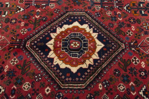 Central medallion detail of 2000s Shiraz rug from Iran / Persia