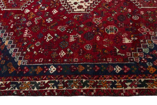 Close-up detail of 2000s Shiraz rug from Iran / Persia showing Wool weave