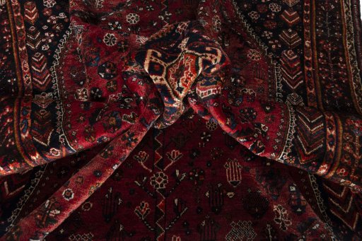 Close-up detail of 1970s Shiraz rug from Iran / Persia showing Wool weave
