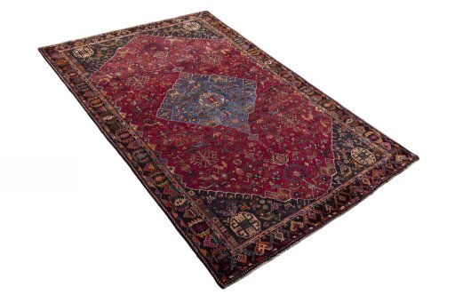 Close-up detail of 2000s Shiraz rug from Iran / Persia showing Wool weave