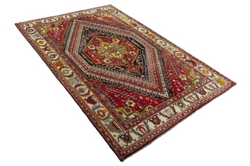 Close-up detail of 2000s Shiraz rug from Iran / Persia showing Wool weave