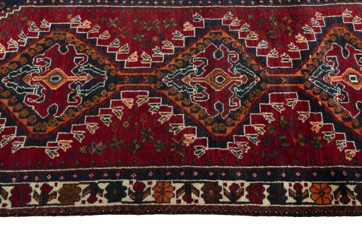 Close-up detail of 2000s Shiraz rug from Iran / Persia showing Wool weave