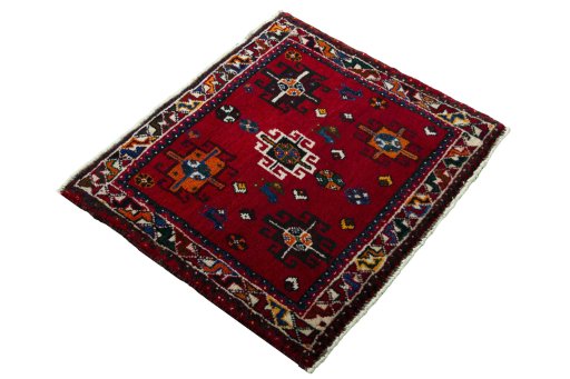 Close-up detail of 2000s Shiraz rug from Iran / Persia showing Wool weave