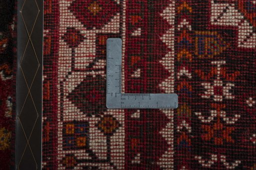 Close-up detail of 2000s Shiraz rug from Iran / Persia showing Wool weave