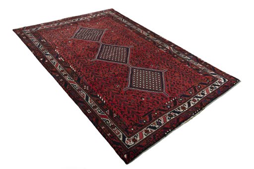 Close-up detail of 2000s Shiraz rug from Iran / Persia showing Wool weave