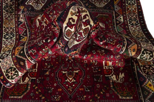 Close-up detail of 2000s Shiraz rug from Iran / Persia showing Wool weave