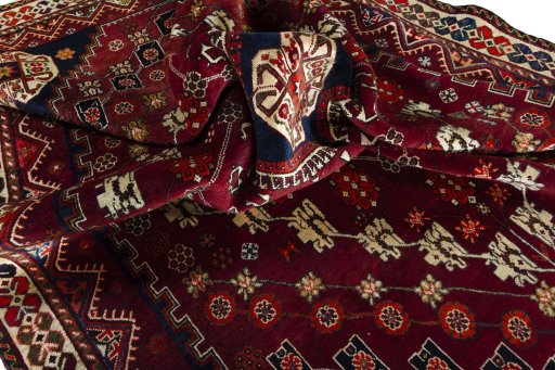 Close-up detail of 2000s Shiraz rug from Iran / Persia showing Wool weave