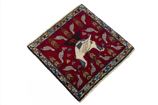Close-up detail of 2000s Shiraz rug from Iran / Persia showing Wool weave