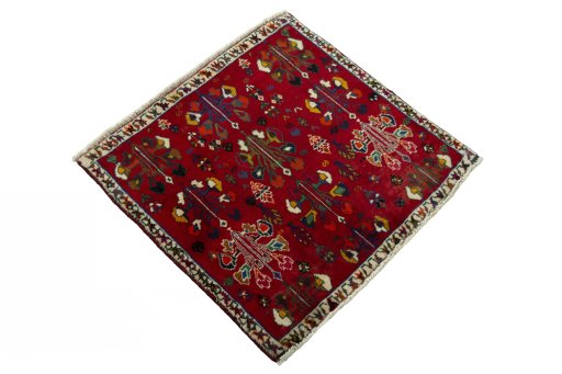 Close-up detail of 2000s Shiraz rug from Iran / Persia showing Wool weave