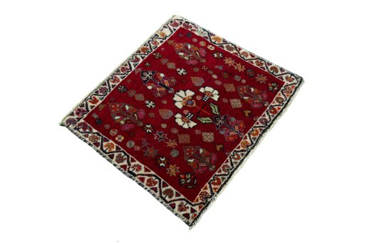 Close-up detail of 2000s Shiraz rug from Iran / Persia showing Wool weave