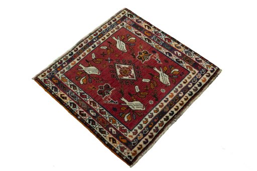 Close-up detail of 2000s Shiraz rug from Iran / Persia showing Wool weave