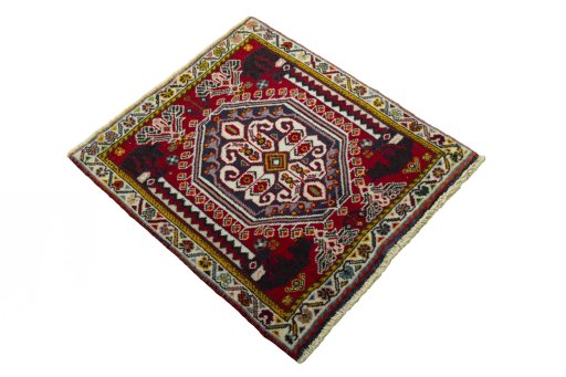 Close-up detail of 2000s Shiraz rug from Iran / Persia showing Wool weave