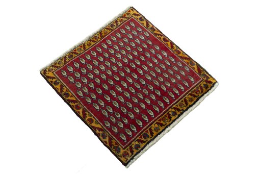 Close-up detail of 2000s Shiraz rug from Iran / Persia showing Wool weave