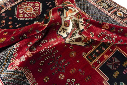 Close-up detail of 2000s Shiraz rug from Iran / Persia showing Wool weave