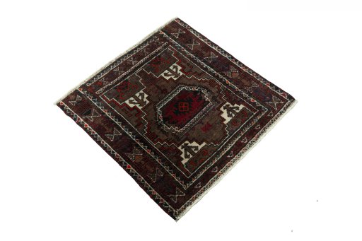 Close-up detail of 2000s Shiraz rug from Iran / Persia showing Wool weave