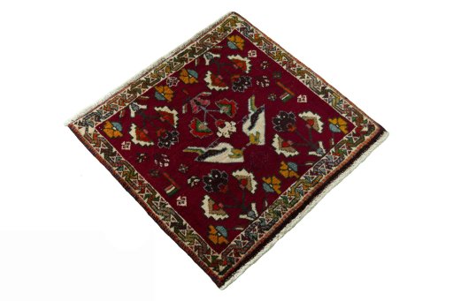 Close-up detail of 2000s Shiraz rug from Iran / Persia showing Wool weave