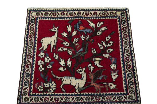 Surface texture of 2000s Shiraz rug with natural Wool and intricate pattern