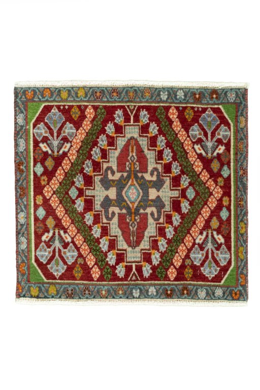 Full view of 2000s Shiraz rug from Iran / Persia, 50 × 54 cm in Red tones