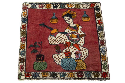 Surface texture of 2000s Shiraz rug with natural Wool and intricate pattern