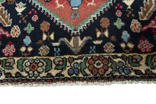 Close-up detail of New Shiraz rug from Iran / Persia showing Wool weave