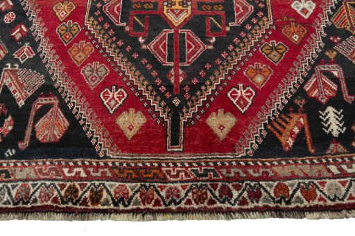 Close-up detail of 2000s Shiraz rug from Iran / Persia showing Wool weave