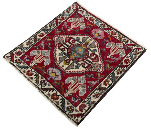 Corner detail of 1970s Shiraz rug showing border pattern and Wool pile