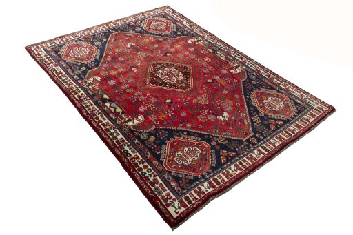 Close-up detail of 2000s Shiraz rug from Iran / Persia showing Wool weave