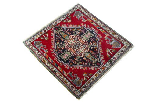 Close-up detail of 2000s Shiraz rug from Iran / Persia showing Wool weave