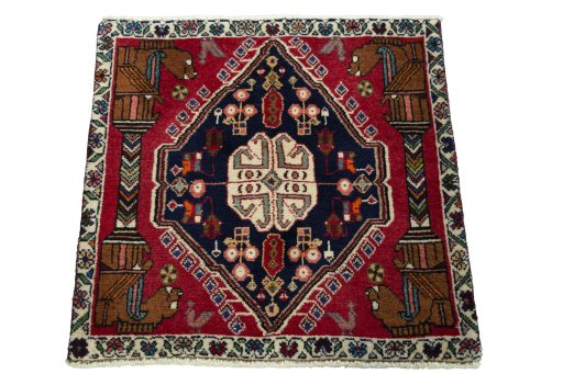 Surface texture of 2000s Shiraz rug with natural Wool and intricate pattern