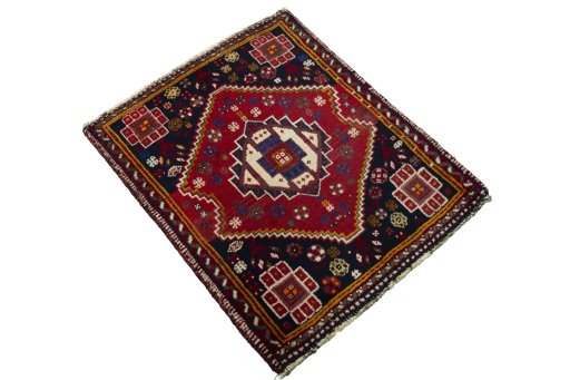 Close-up detail of 2000s Shiraz rug from Iran / Persia showing Wool weave