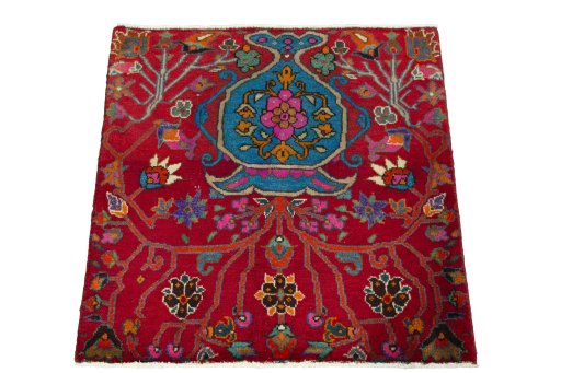 Surface texture of 2000s Shiraz rug with natural Wool and intricate pattern