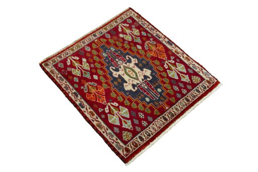 Close-up detail of 2000s Shiraz rug from Iran / Persia showing Wool weave