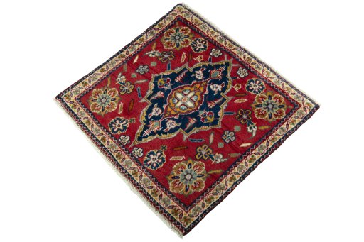 Corner detail of 2000s Shiraz rug showing border pattern and Wool pile