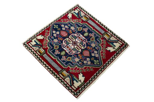 Close-up detail of 2000s Shiraz rug from Iran / Persia showing Wool weave