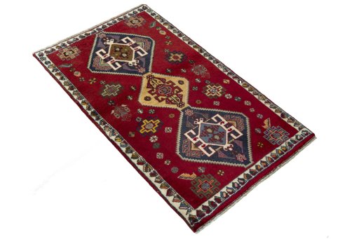 Close-up detail of 2000s Shiraz rug from Iran / Persia showing Wool weave