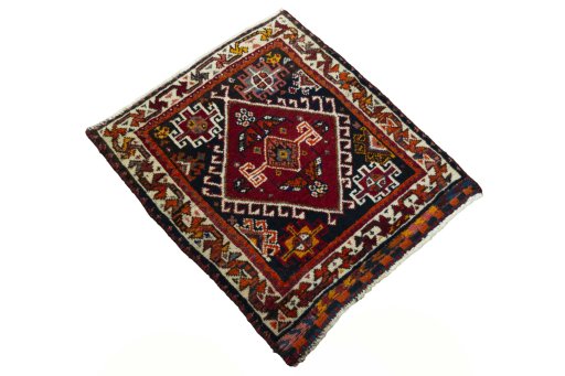 Close-up detail of 2000s Shiraz rug from Iran / Persia showing Wool weave