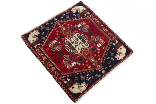 Close-up detail of 2000s Shiraz rug from Iran / Persia showing Wool weave