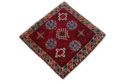 Close-up detail of 2000s Shiraz rug from Iran / Persia showing Wool weave