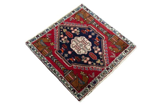Close-up detail of 2000s Shiraz rug from Iran / Persia showing Wool weave