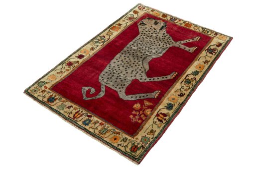 Corner detail of 2000s Shiraz rug showing border pattern and Wool pile