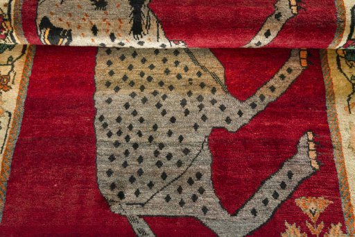 Full view of 2000s Shiraz rug from Iran / Persia, 192 × 122 cm in Red tones