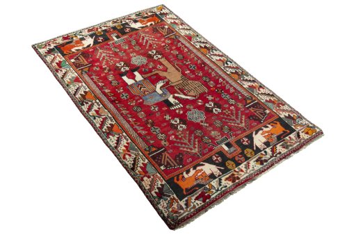 Close-up detail of 2000s Shiraz rug from Iran / Persia showing Wool weave